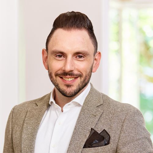 Das Bild zeigt GFA FP Wealth Manager Fabian Jehle